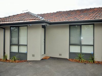 2 / 36 Rose, Brunswick