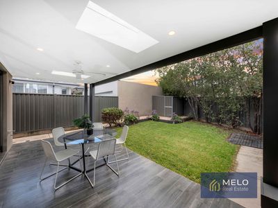 2A Lincoln Drive, Keilor East