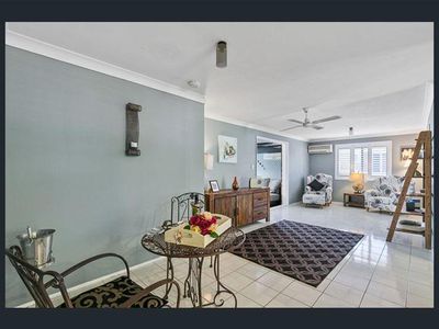 8 SOUTHERDEN STREET, Torquay