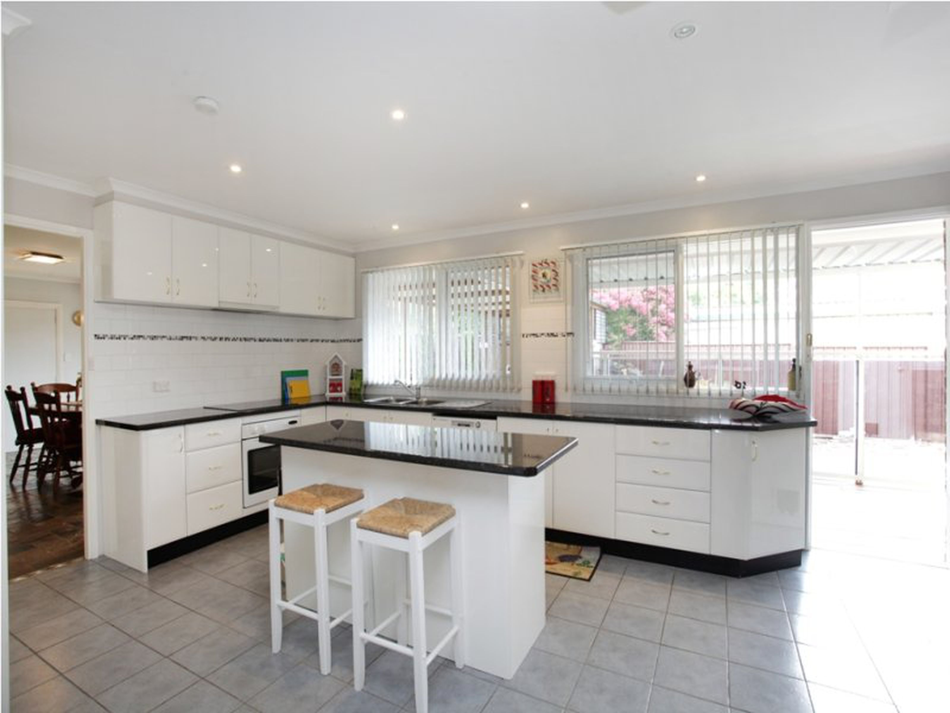 4 Loombah Avenue, SOUTH PENRITH