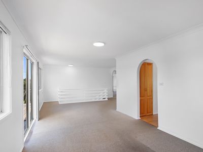 11 Attunga Street, Dalmeny