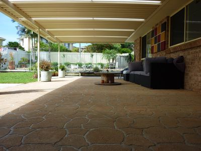 110 The Southern Parkway, Forster