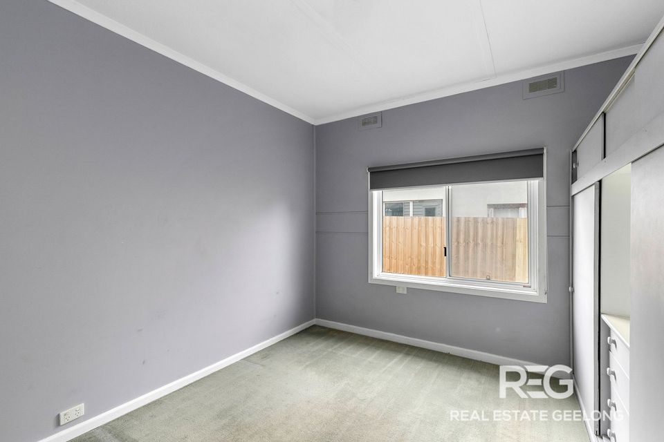 39 Dorothy Avenue, Belmont