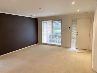 24 Treeside Drive, Tarneit