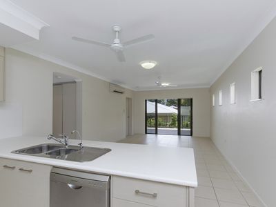 9 / 68 Charles Street, Cairns North