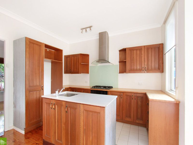54 Porter Street, North Wollongong