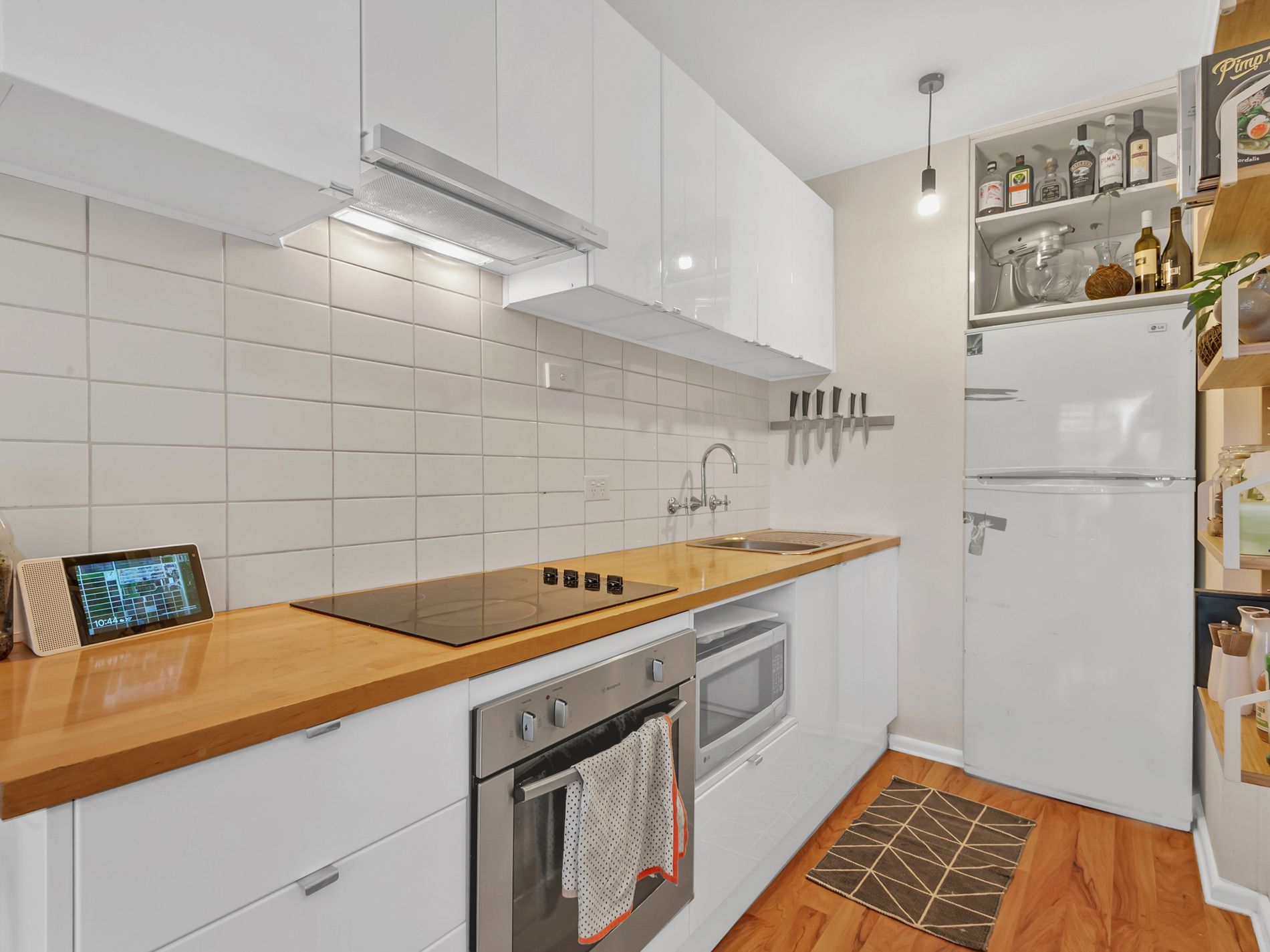 2/21 Hobart Road, Murrumbeena