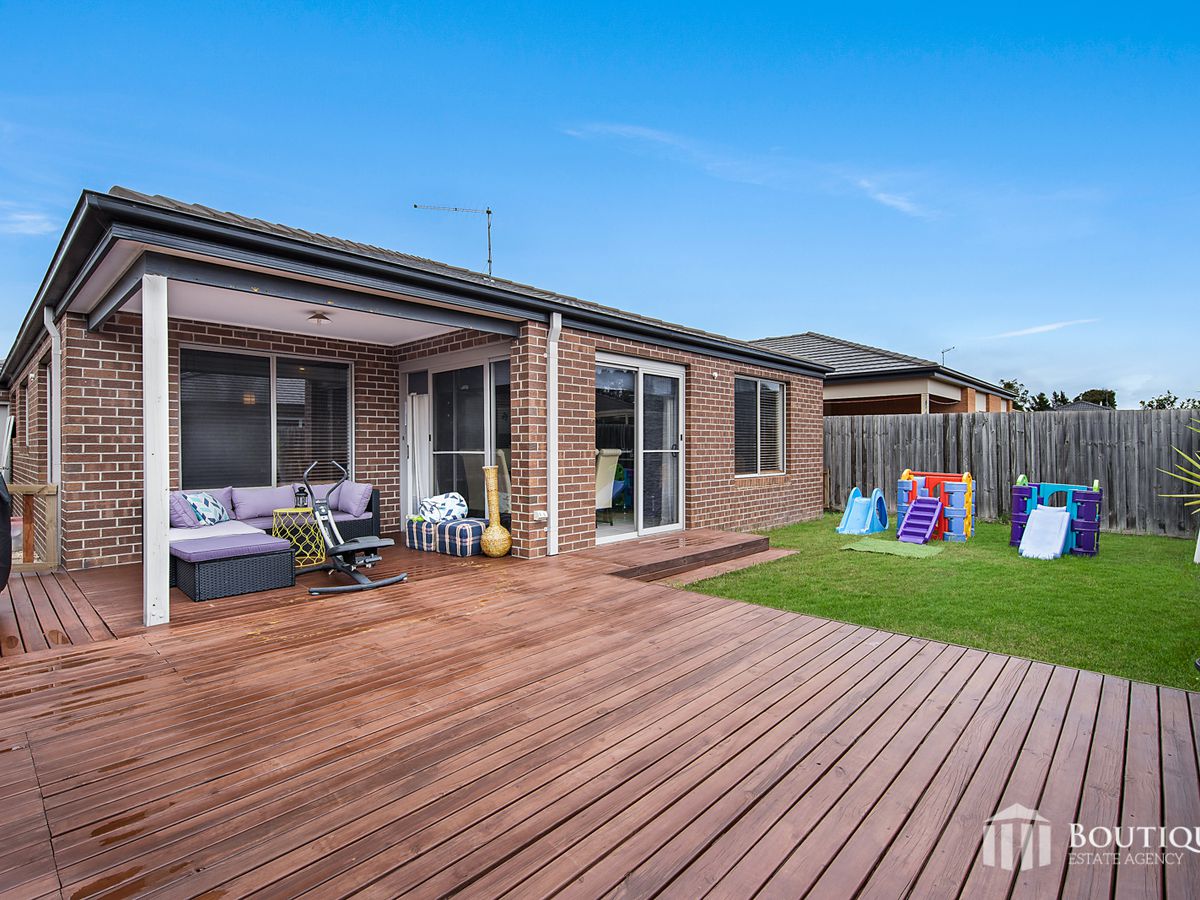 13 Celestine Drive, Officer