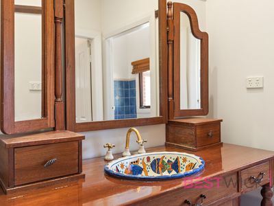 200 Bentinck Street, Bathurst