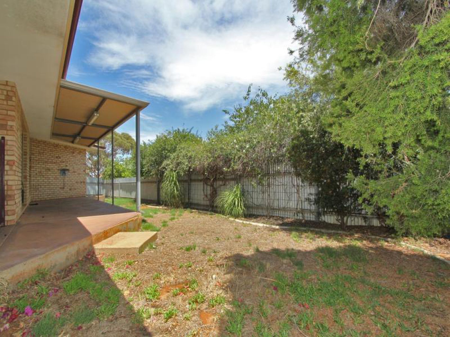 2B Kunanalling Avenue, Hannans