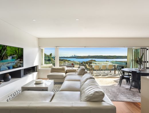 Stunning Family Home with Iconic Views & Swimming Pool