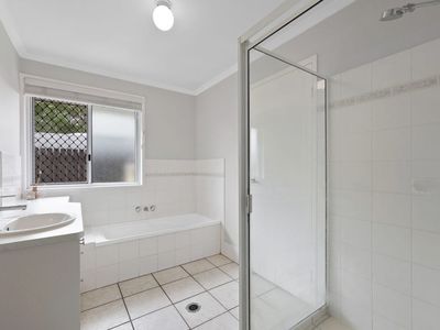 100 Broomdykes Drive, Beaconsfield