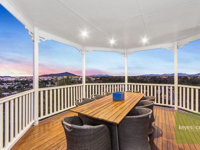 5 / 18 High Vista Drive, Mount Louisa