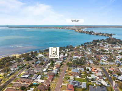 13 & 13A Manuka Parade, Gorokan