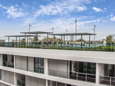 411  /  2 Moreau Parade, East Perth