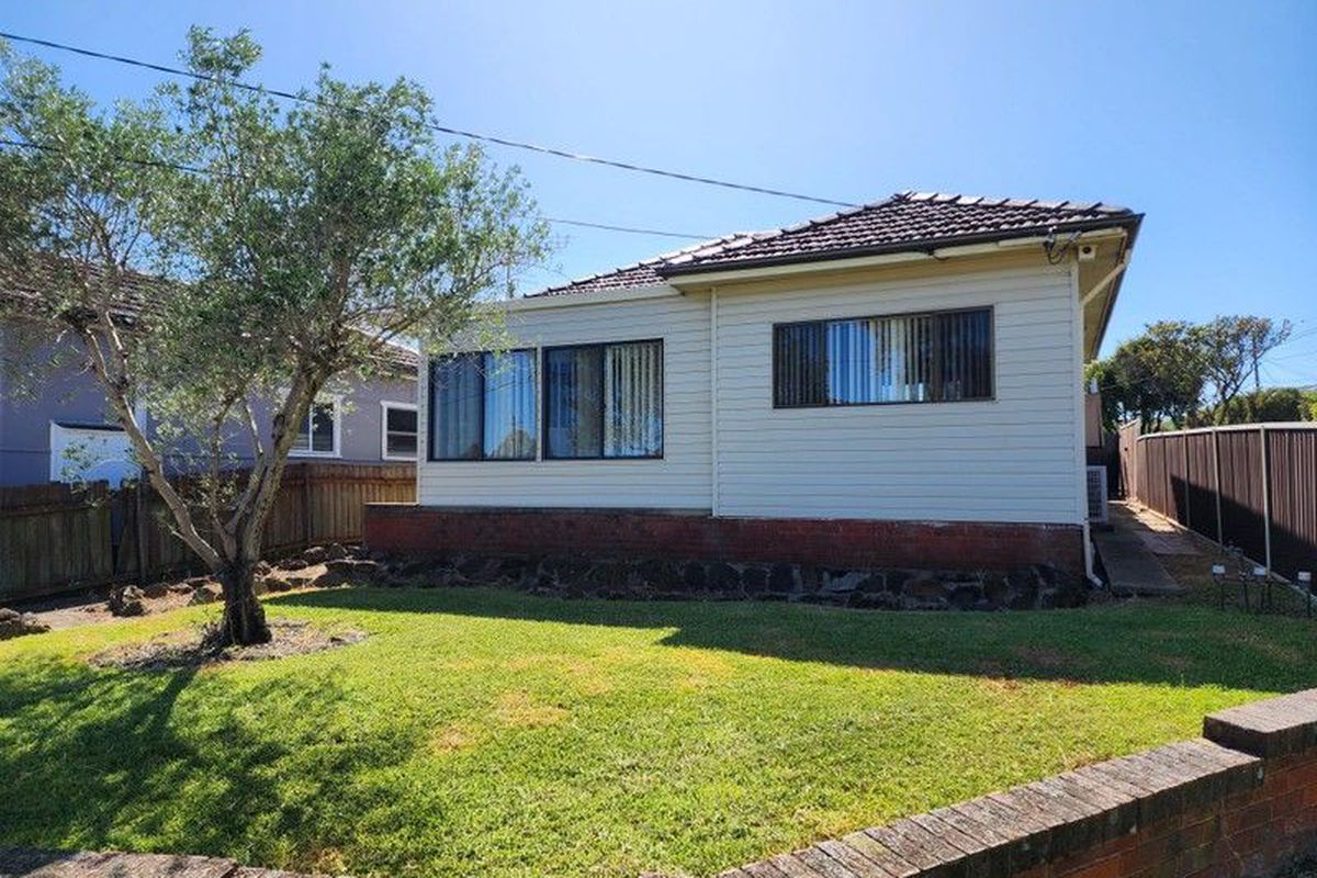 31 Centenary Rd, Merrylands