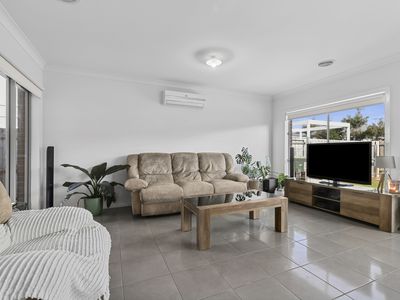 24 Bolton Street, Armstrong Creek