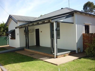 10 Charlotte Street, Dubbo