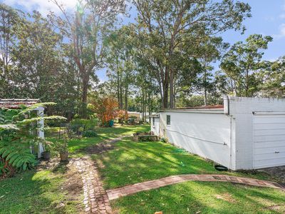 9 First Avenue, Erowal Bay