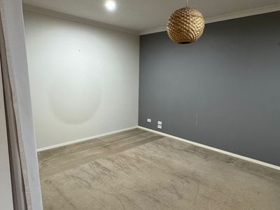 8 Camphora Street, Tarneit