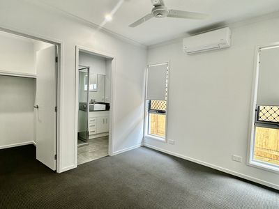 21 Curlew St, Caboolture