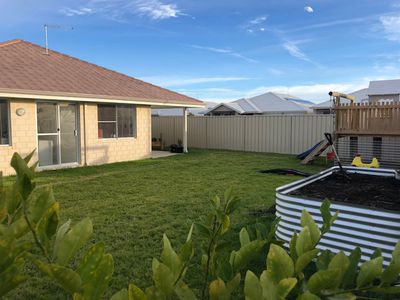16 Thangoo Way, Golden Bay