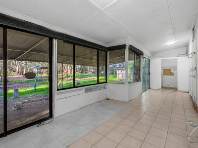 80 Poad Street, Champion Lakes