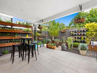 10 / 8 Clive Street, Annerley