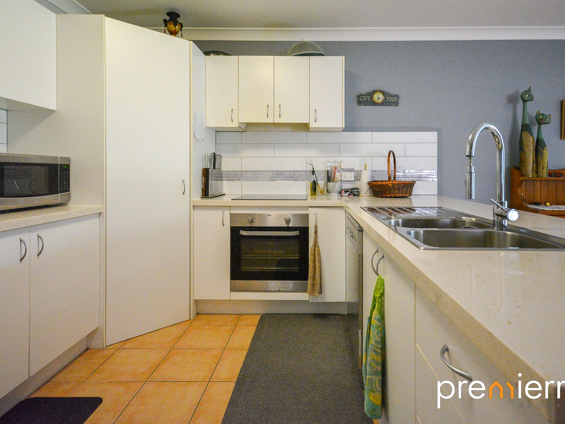 2 / 18 Devalera Street, Collingwood Park