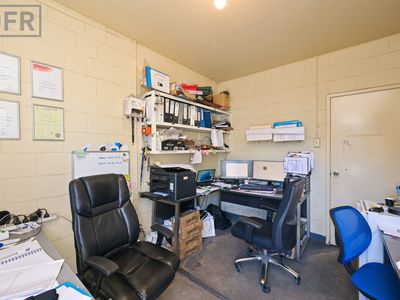 10 Howson Way, Bibra Lake