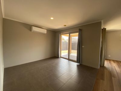 20 Kingbird Avenue , Tarneit