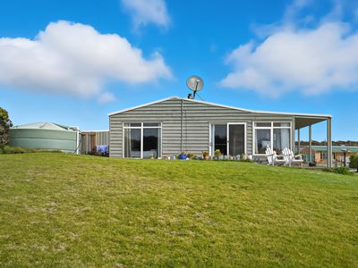 11 Mariner Court, Low Head