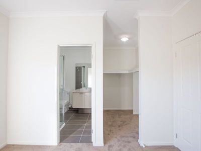 35 Burnham Crescent, Keysborough