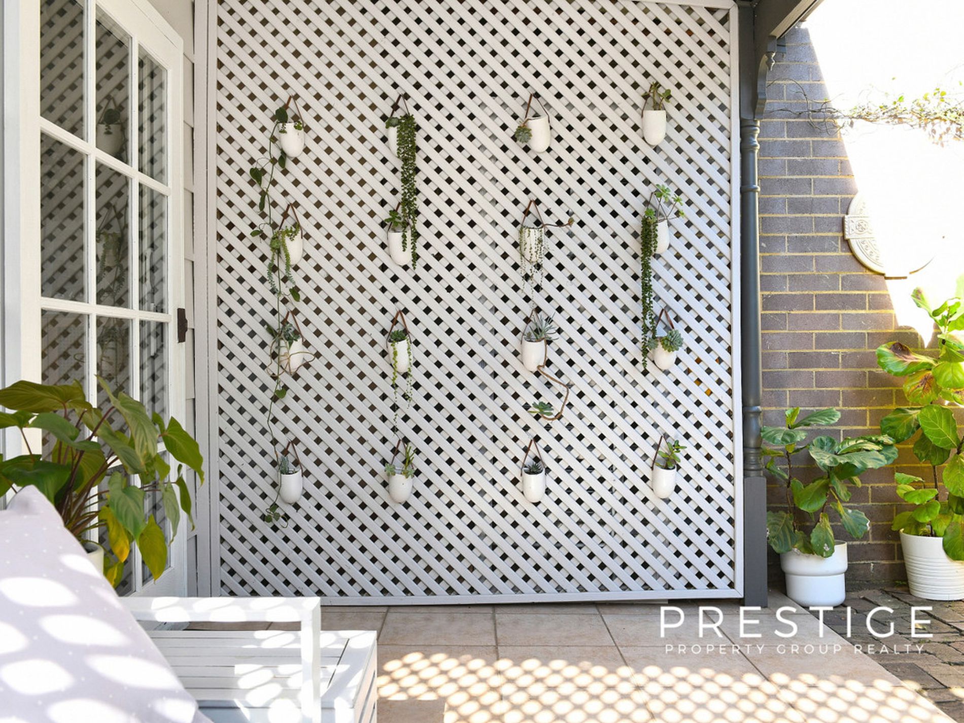 8a Woodford Road, Rockdale