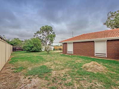 37 Nightingale Drive, Werribee