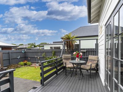 30 Baker Street, Caversham