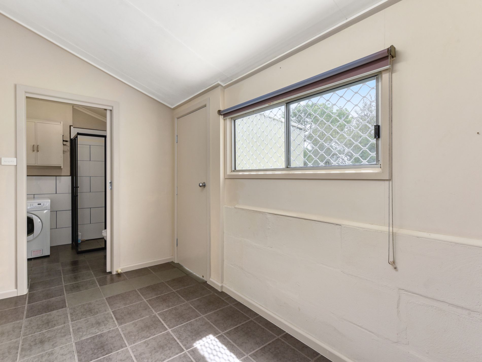 8 Stark Avenue, Millicent