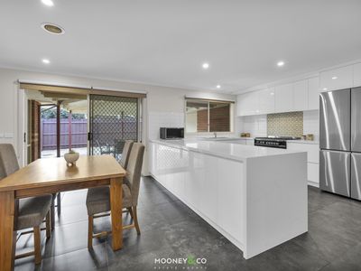 15 The Belfry, Cranbourne