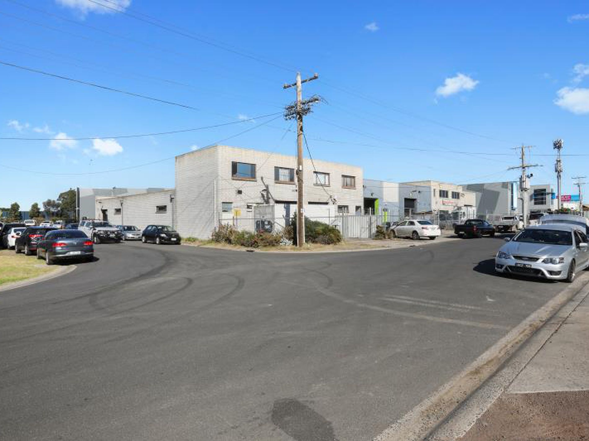 73 Triholm Avenue, Laverton