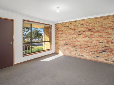 1 / 38 Beverley Avenue, Warilla