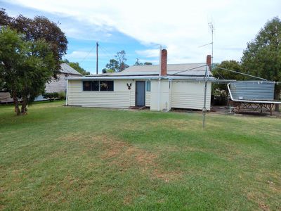 1 Browning Avenue, Murrabit