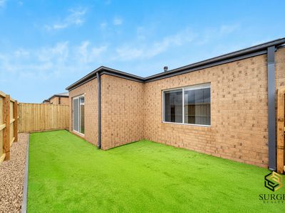 14 Petunia Crescent, Armstrong Creek