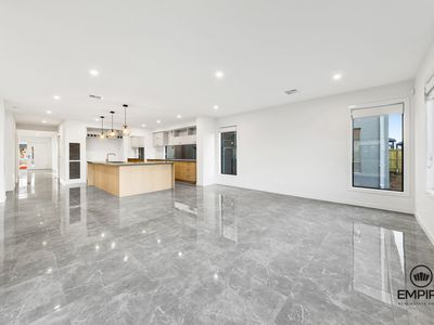 141 Yeungroon Boulevard, Clyde North