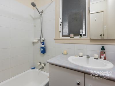 40 Allinson Drive, Girrawheen