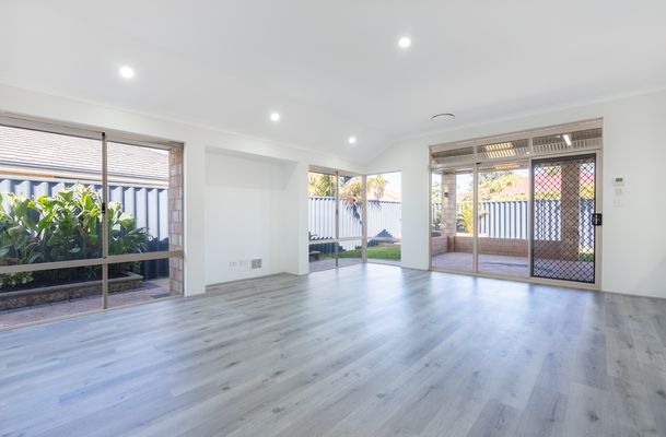 42 Achiever Avenue, Port Kennedy