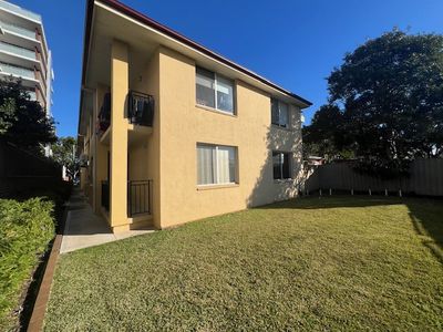 1 / 61 Lachlan Street, Warwick Farm