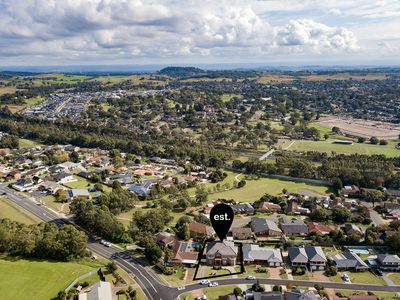 4 Barrenjoey Close, Woodbine