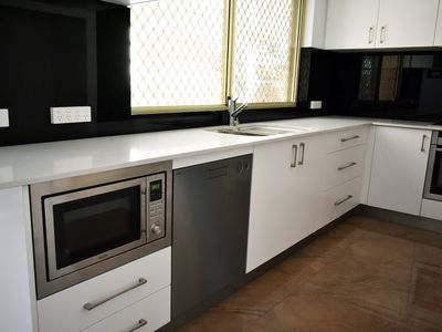 2/22 Hastings Street, Scarborough