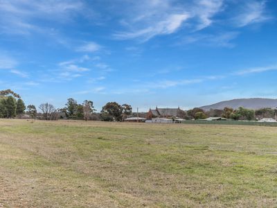 27 Pohlman Street, Heathcote