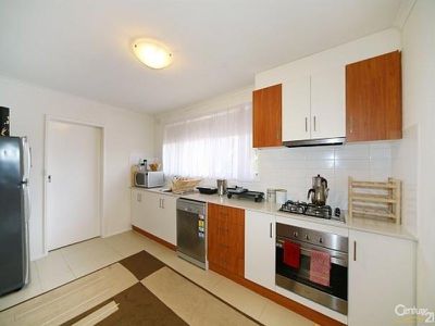 4 / 3-7 Harold Road, Springvale South